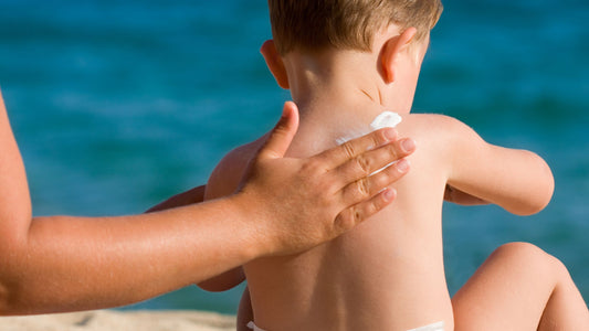 The Ultimate Guide to Natural Sunscreens: Protecting Your Skin the Healthy Way